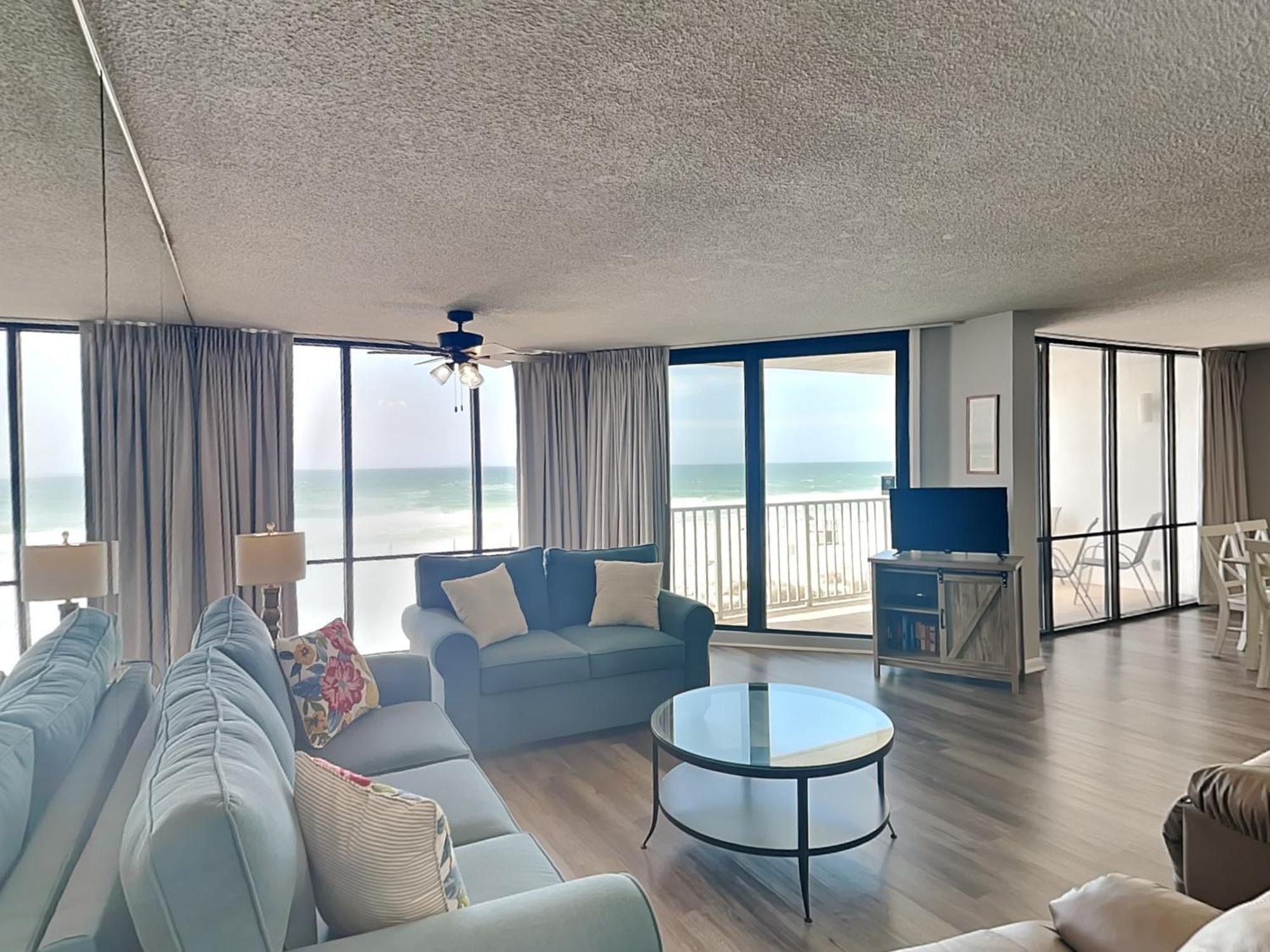 Apartment Edgewater Leeward 206 *